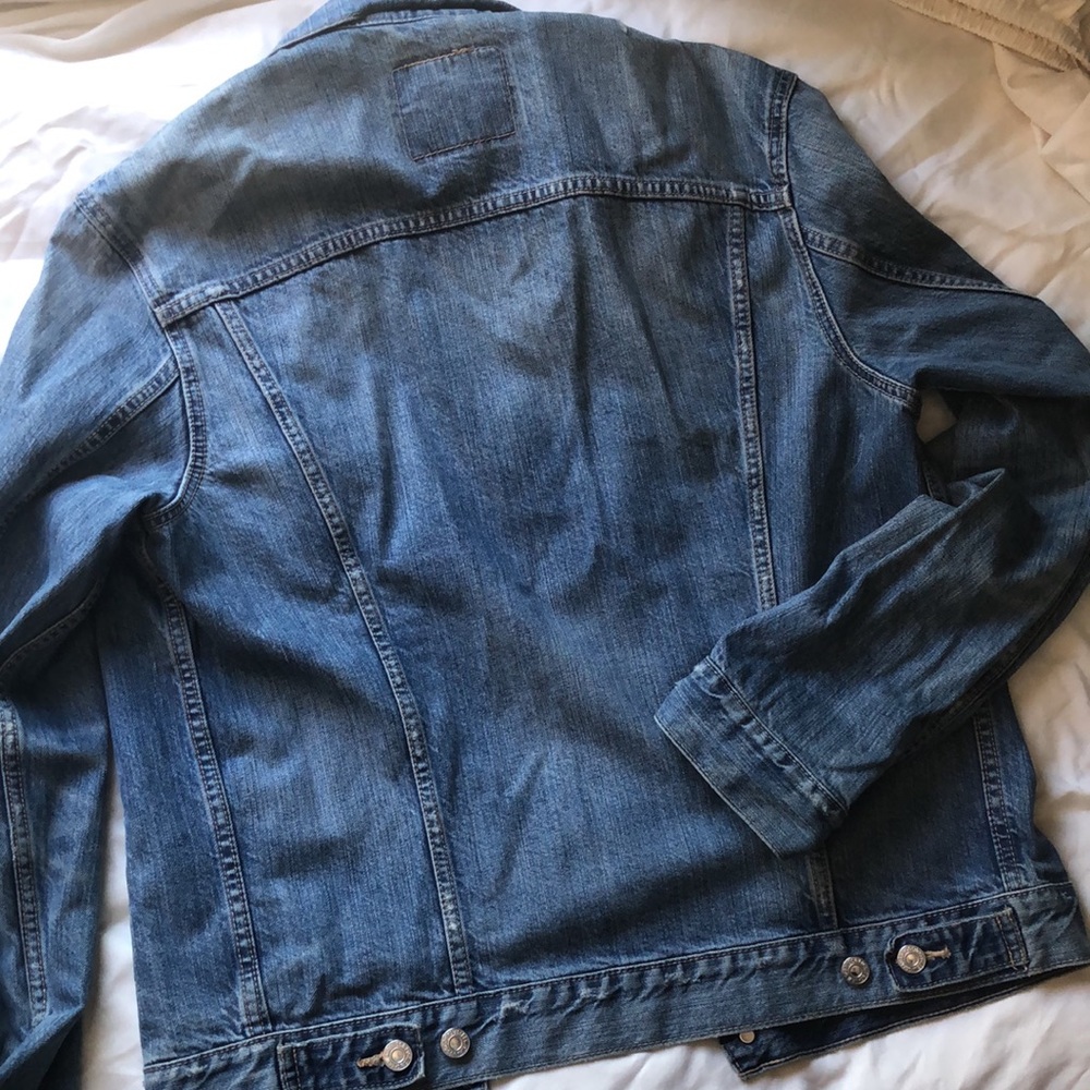 Levi’s Denim Jacket - Picture 6 of 7